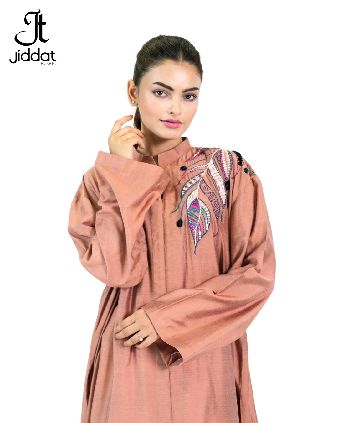 Beggy Shirt with front slit feather embroidery