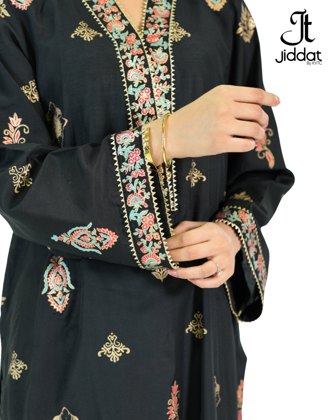 Loose fitted round hemline shirt with Shalwar