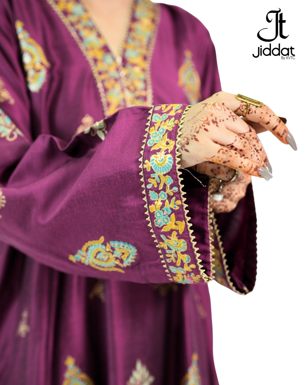 Loose fitted round hemline shirt with Shalwar